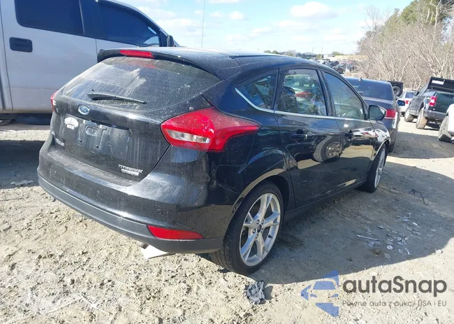 1FADP3N28GL327849: 44142350