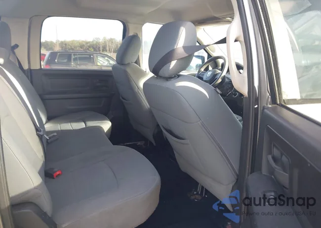 1C6RR6KT2DS618672: 44142450