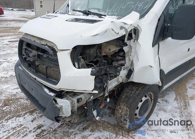 1FTYR2CM7HKA70713: 44143482