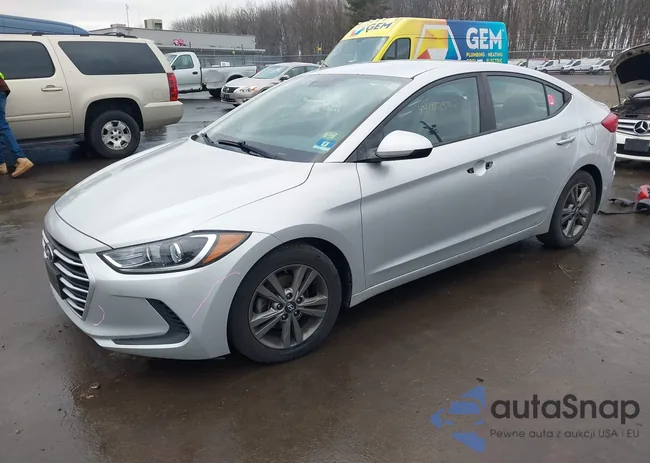 5NPD84LF6JH231992: 44143502