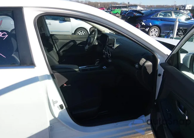 3N1AB8CV7MY293172: 44143524