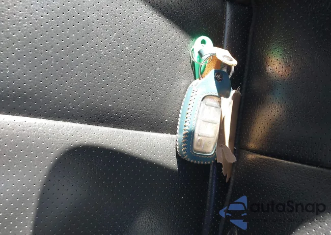 2C4RC1BG2MR589059: 44143563