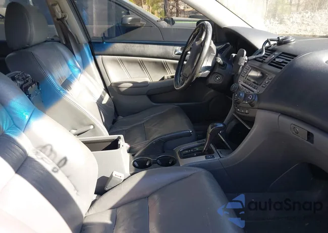 1HGCM66586A032948: 44143570