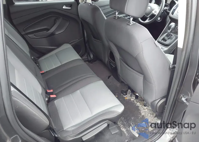 1FMCU9G90GUA16773: 44143585