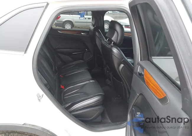 5LMCJ3D97HUL68063: 44143611