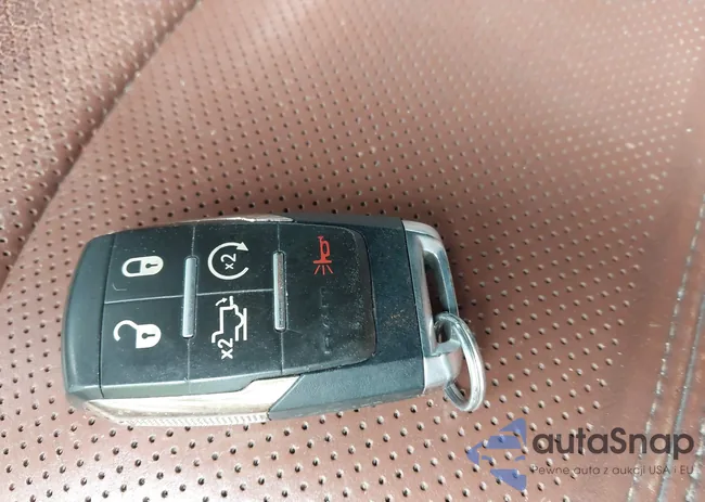 3C6UR5GL2KG716716: 44143619