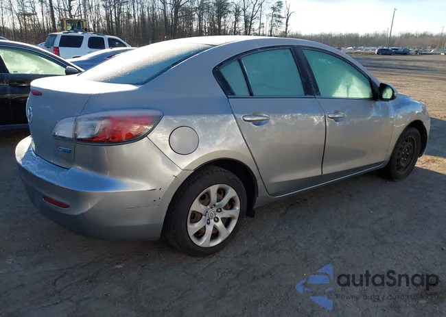 JM1BL1UP2D1820710: 44143644