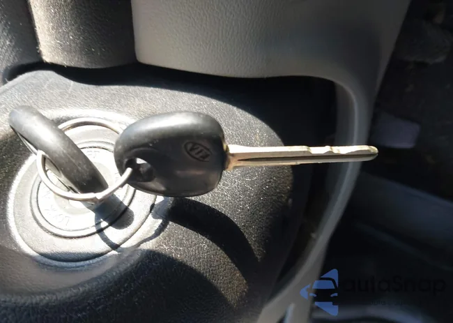 KNAFT4A29A5047215: 44143731