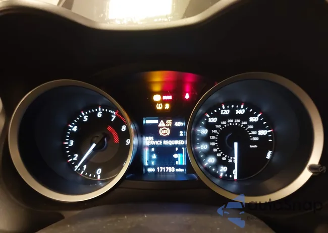 JA32W8FV3AU023774: 44143764