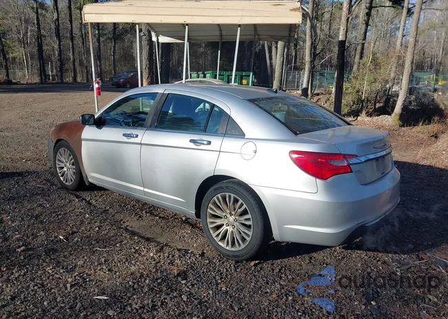 1C3BC2FG9BN575563: 44143786