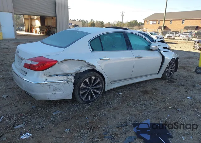 KMHGC4DH2DU245373: 44143805