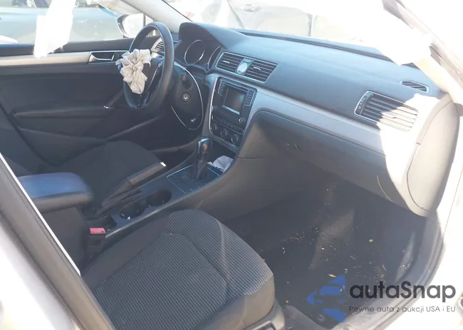 1VWAS7A3XGC051124: 44143886