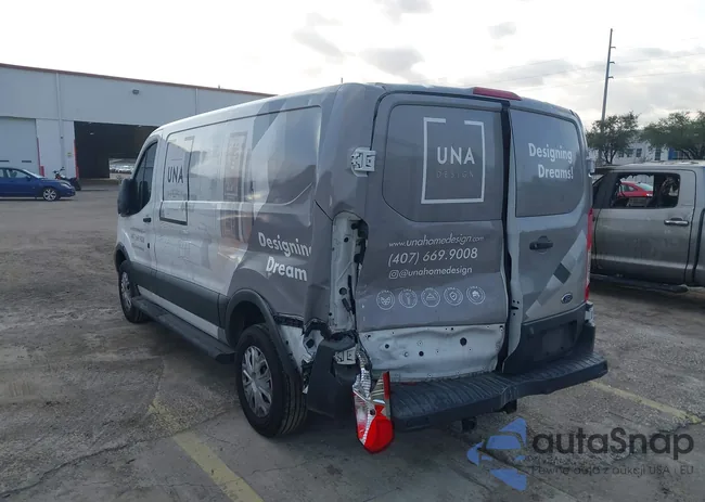 1FTYR1ZM6JKA59323: 44143908