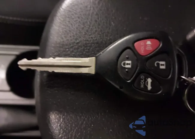 2T1BU4EE5DC111468: 44143072