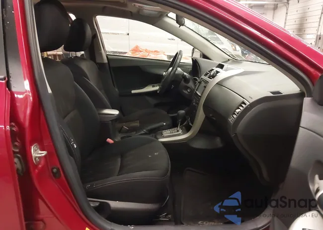 2T1BU4EE5DC111468: 44143072