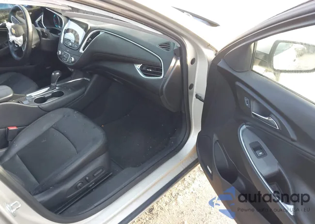 1G1ZE5ST6GF271061: 44143155