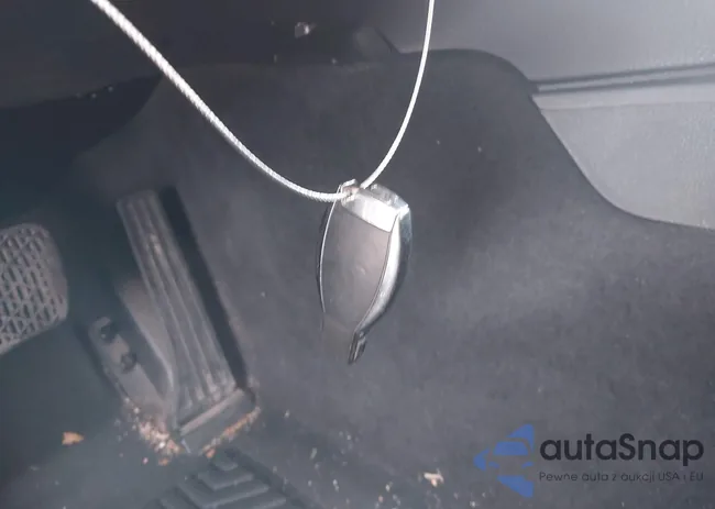 WDCGG5HB5FG372571: 44143204