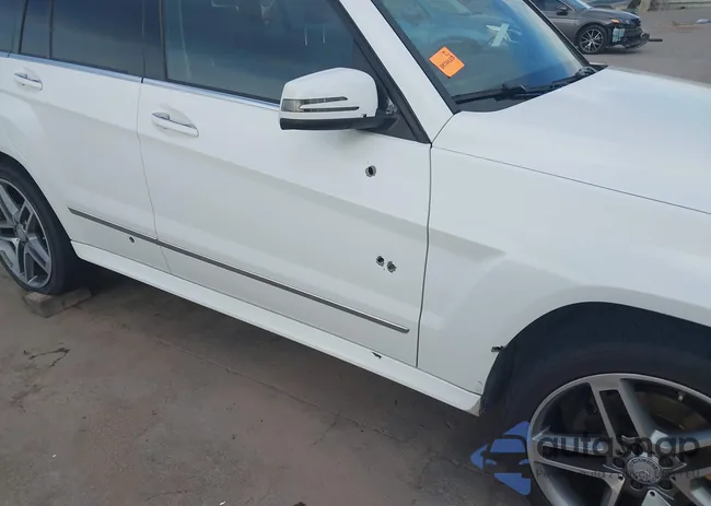 WDCGG5HB5FG372571: 44143204