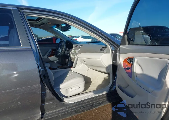 4T4BE46K69R135775: 44143211