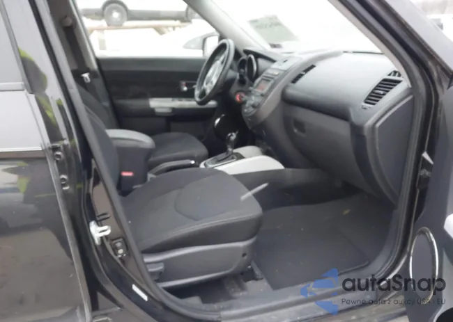 KNDJT2A67C7366169: 44143245