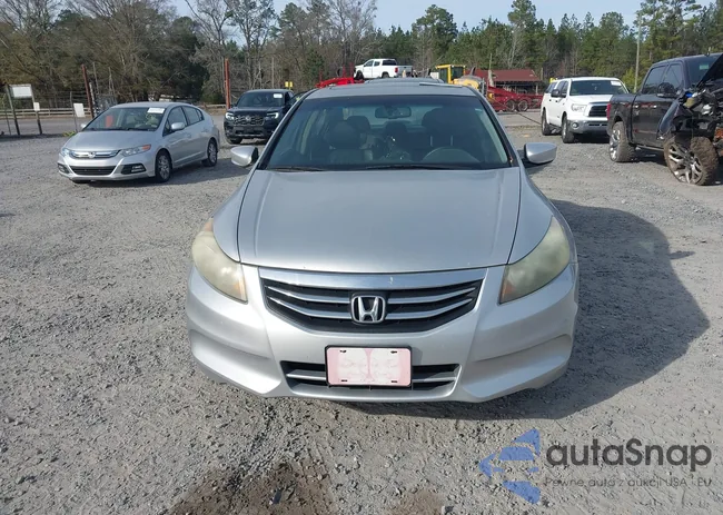 1HGCP2F85BA009115: 44143315