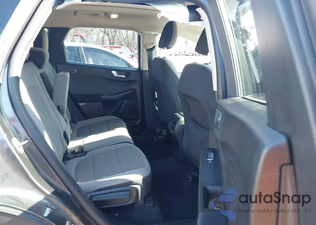 1FMCU9G68LUC36114: 44143396