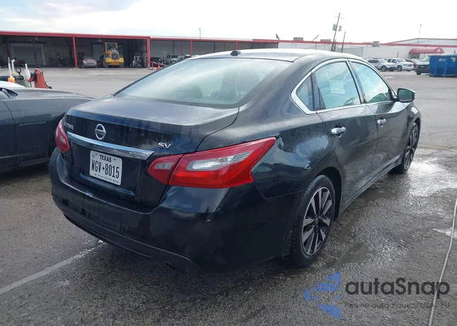 1N4AL3APXJC192946: 44143437