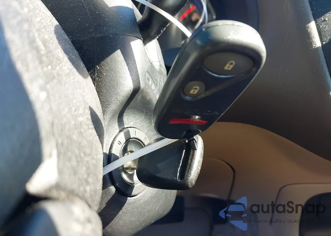 2HGES16535H562133: 44144512