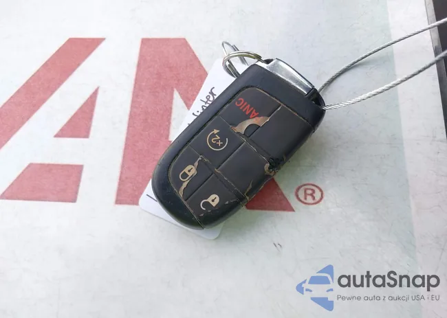 3C4NJCBB1LT176954: 44144521