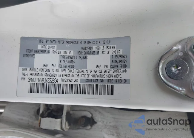 3MYDLBYV8JY332894: 44144560