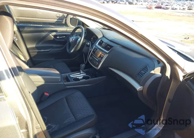 1N4AL3AP2HC144092: 44144571