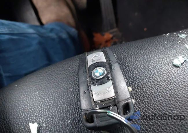 WBAUP7C57AVK77386: 44144574