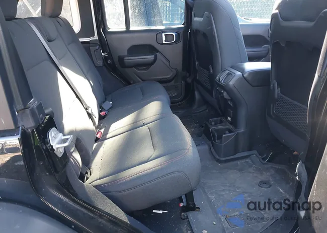 1C4RJXFG2RW267779: 44144579