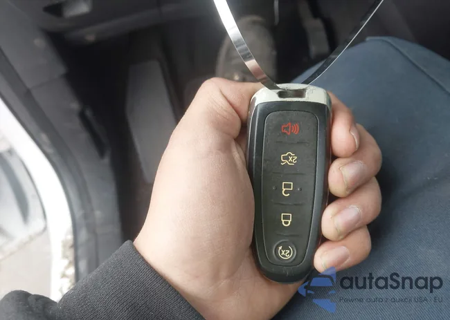 1FMCU9GD4KUB10121: 44144680