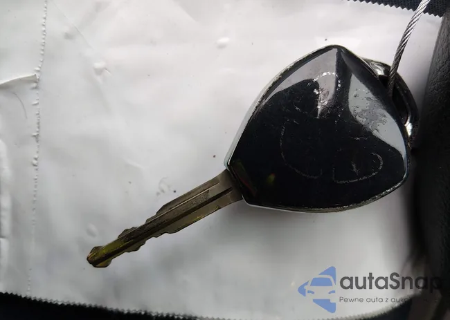 2T1BU4EE2BC629938: 44144687