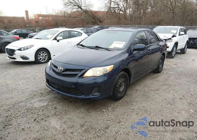 2T1BU4EE2BC629938: 44144687