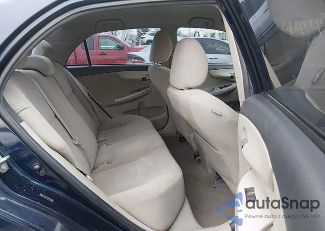 2T1BU4EE2BC629938: 44144687