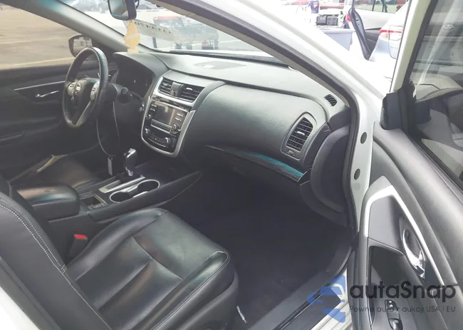 1N4AL3AP6JC237025: 44144708