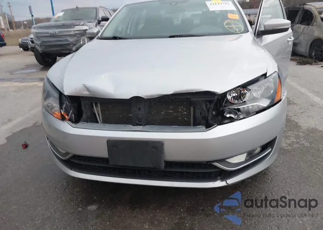 1VWAT7A30FC096455: 44144782