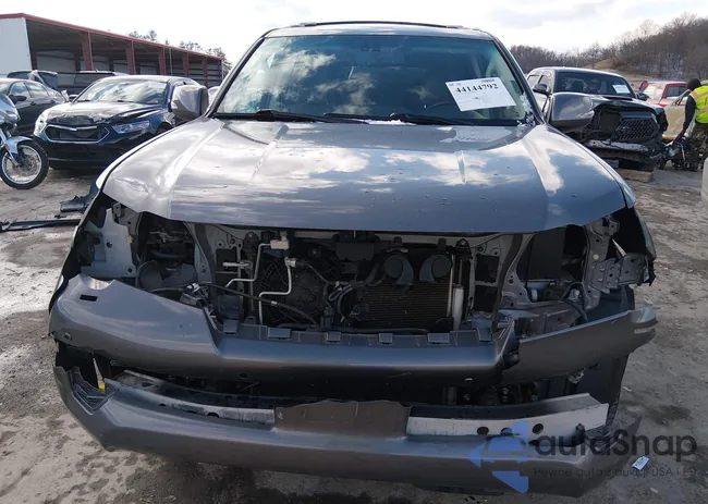 JTJJM7FX3B5031672: 44144792