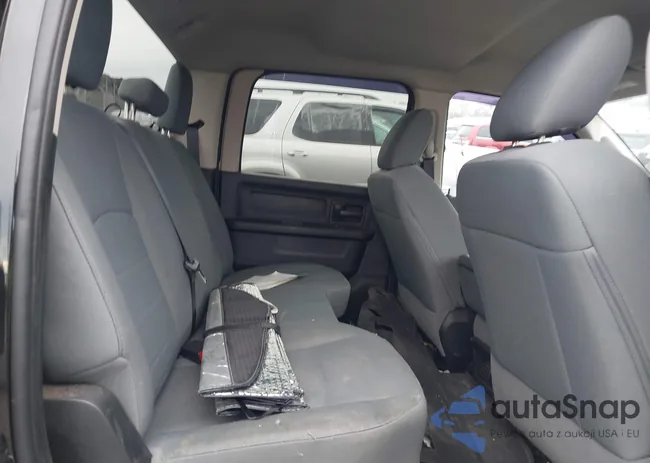 3C6RR7KT9HG543715: 44144811