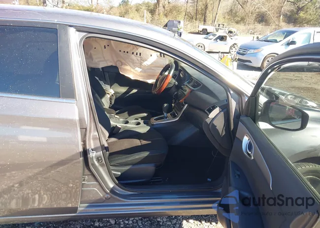 3N1AB7AP3FY325083: 44144812