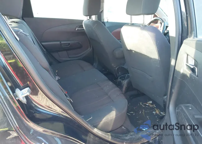 1G1JC6SH2F4141535: 44144845