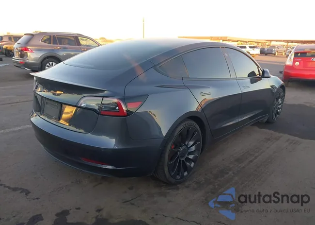 5YJ3E1EC4MF988480: 44144853