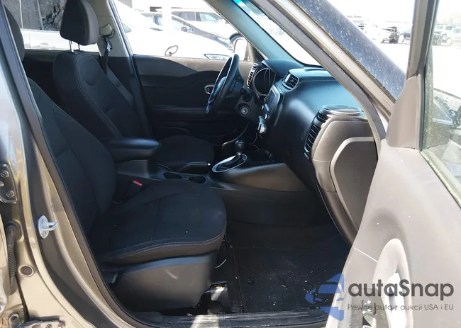 KNDJN2A22K7699000: 44144903