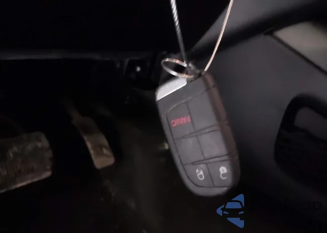 3C4PDCAB2JT195995: 44144961