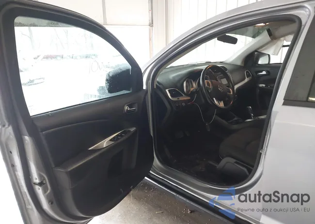 3C4PDCAB2JT195995: 44144961