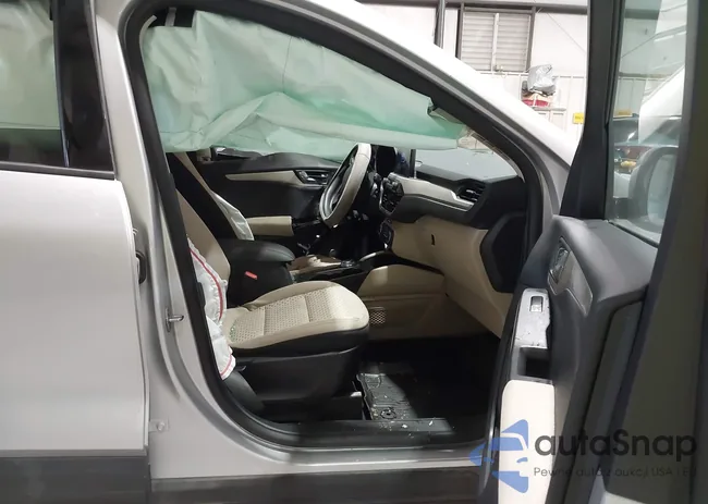 1FMCU0G68LUB18799: 44145055