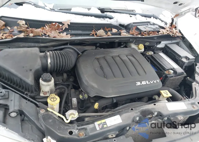 2C4RC1BG2ER131507: 44144083