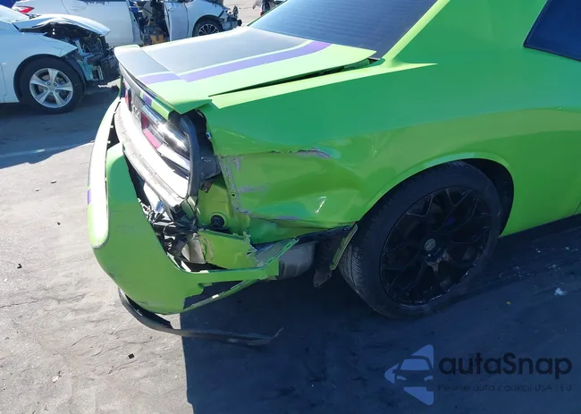 2C3CDZAT6FH703609: 44144106